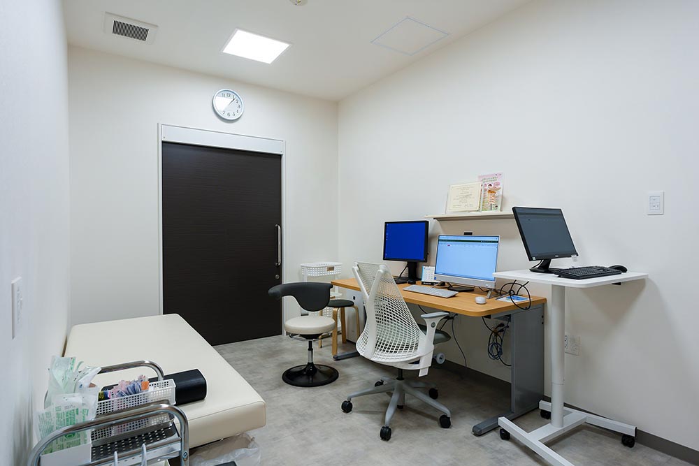 静岡すずき整形外科　診察室